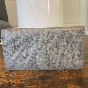EUC Louis Vuitton Taiga Leather Gray Long Wallet